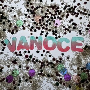 Nápis VANOCE z pryskyřice